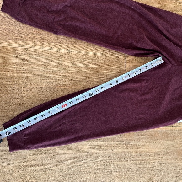 Vuori Performance Jogger - Picture 3 of 3